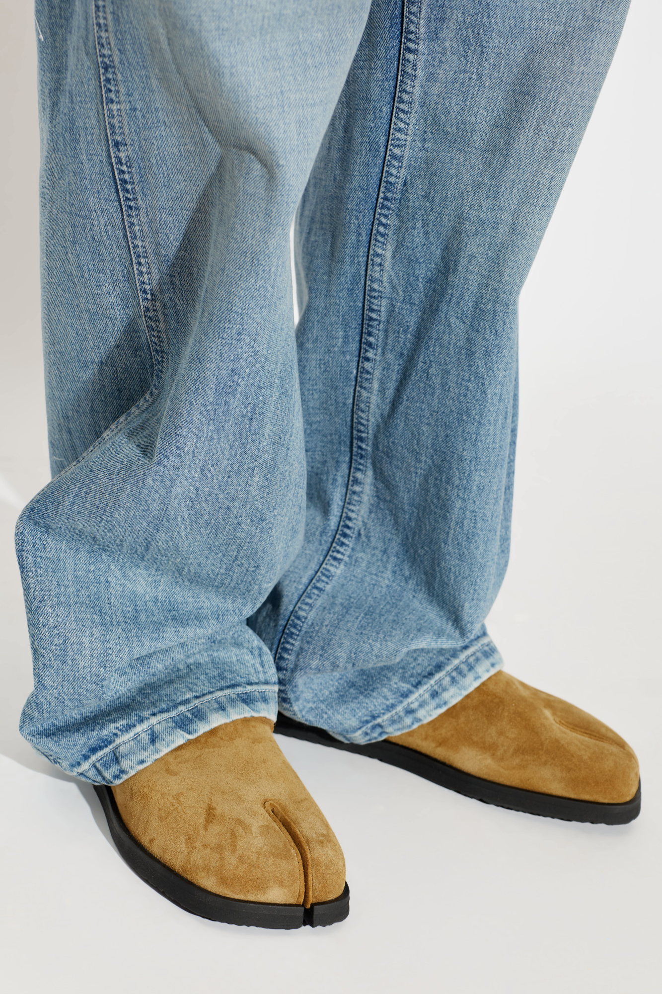 Maison Margiela Suede mules with 'Tabi' cutout | Women's | Vitkac